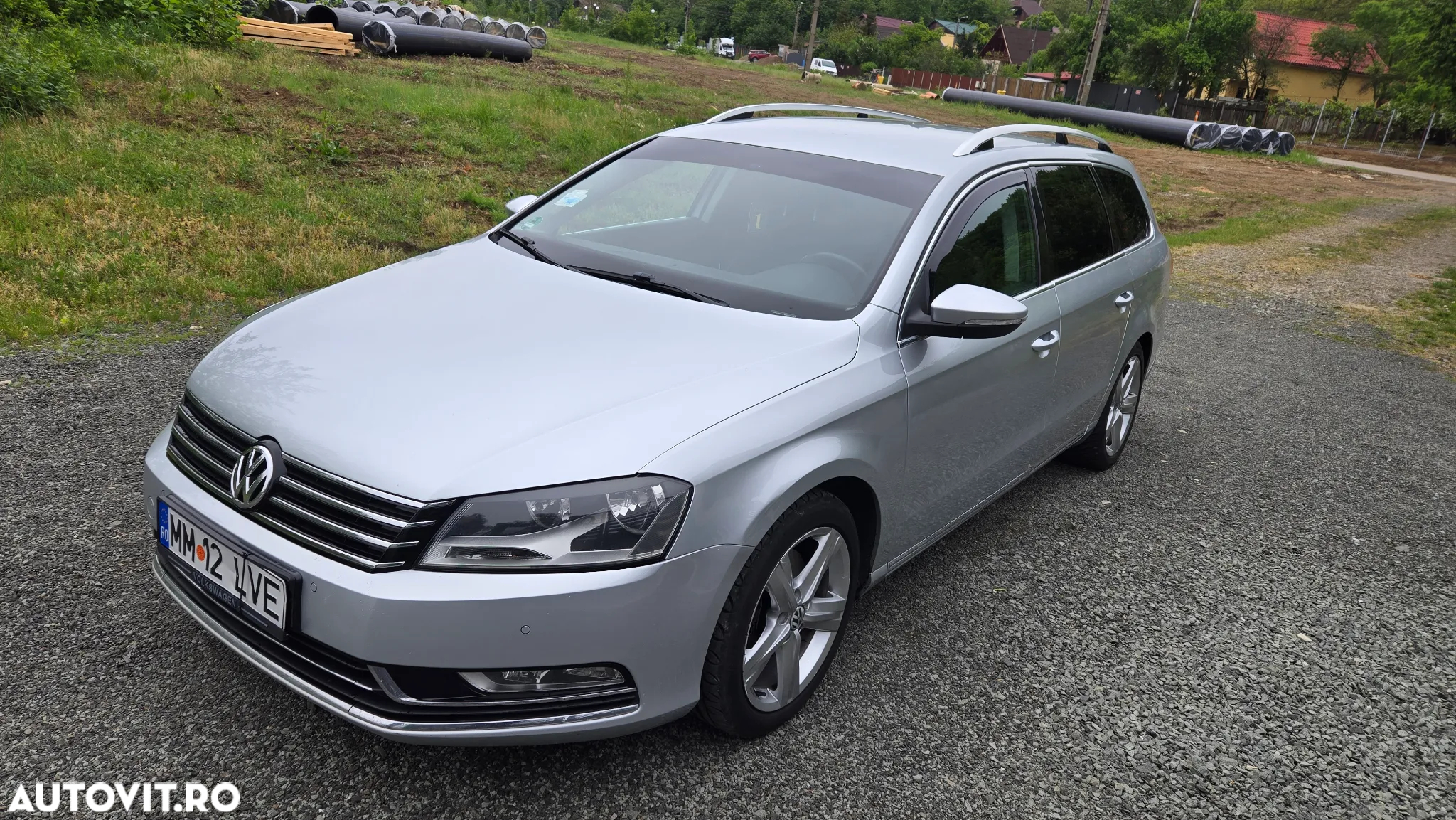 Volkswagen Passat Variant 2.0 Blue TDI SCR Highline - 2