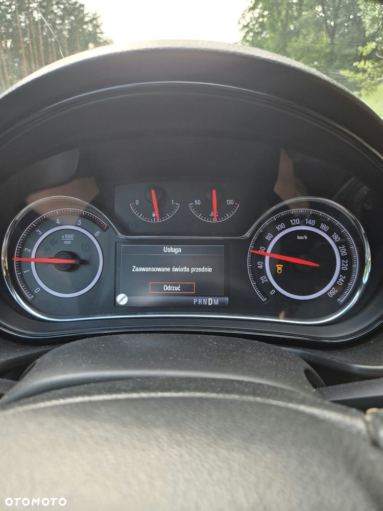 Opel Insignia - 25