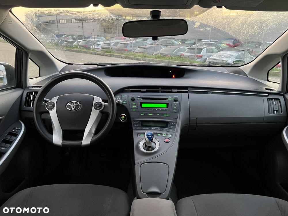 Toyota Prius - 14