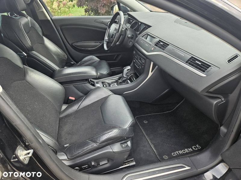 Citroën C5 2.7 HDi V6 Exclusive - 8