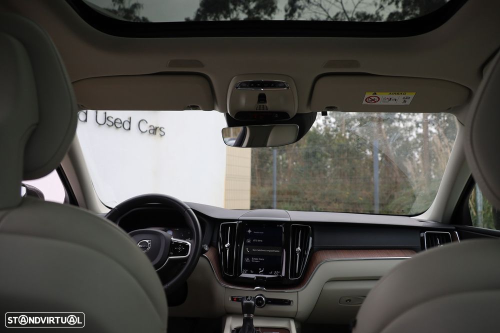 Volvo XC 60 2.0 D4 Inscription AWD Geartronic - 20