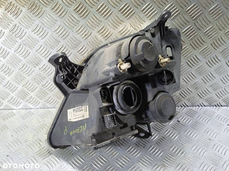 LAMPA PRAWA PRZEDNIA OPEL MERIVA - 2