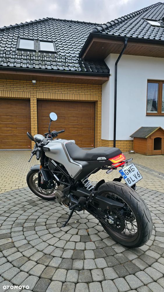 Husqvarna Vitpilen - 17
