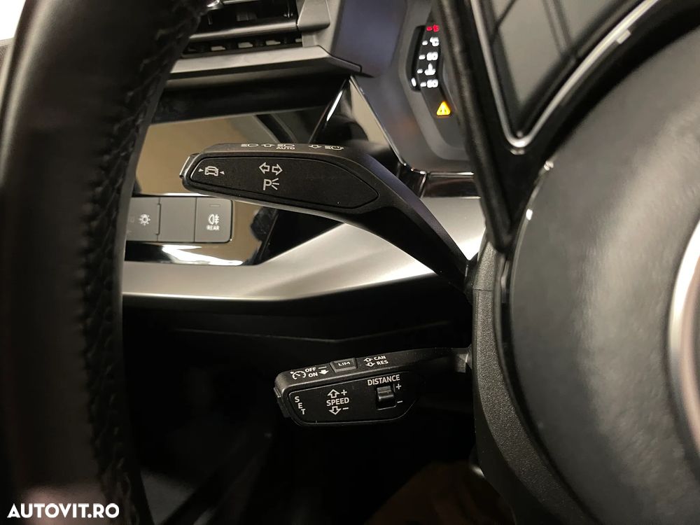 Audi A3 ack 2.0 30 TDI Advanced - 19