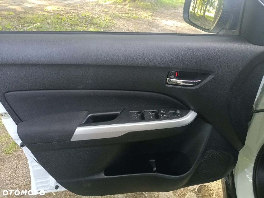 Suzuki Vitara 1.6 (4x4) Allgrip Comfort+ - 23
