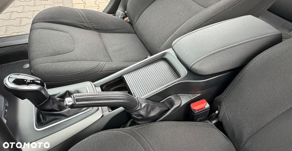 Volvo V40 D2 Geartronic Kinetic - 39