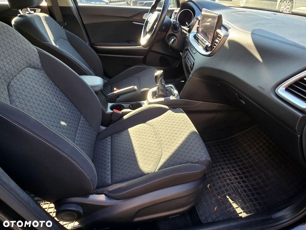 Kia Ceed 1.0 T-GDI L - 13