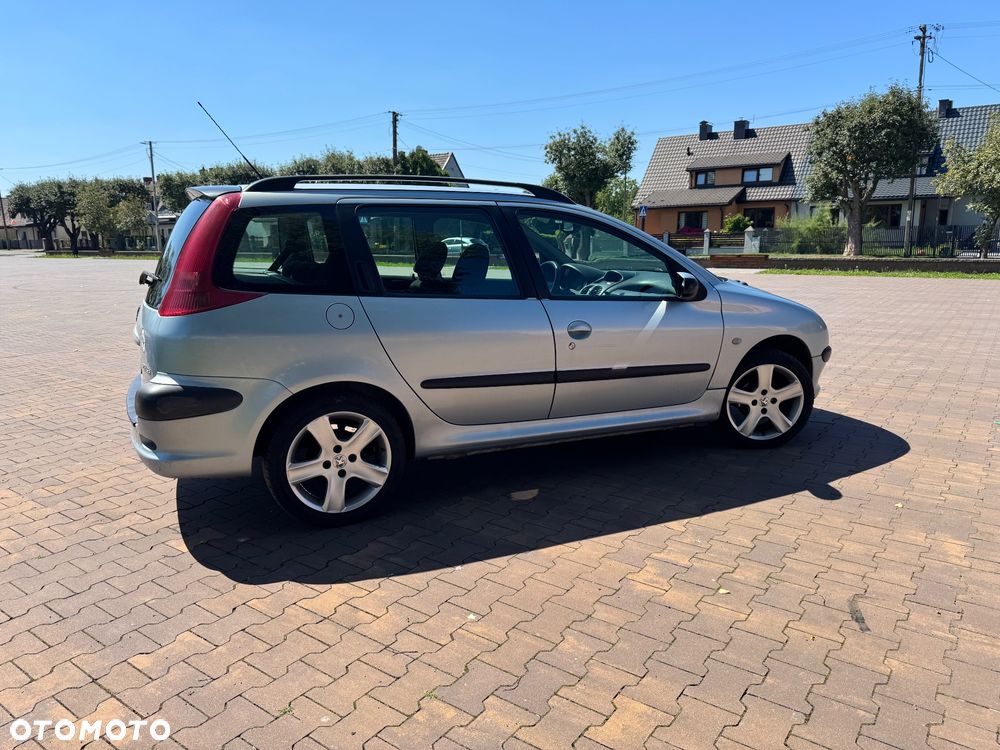 Peugeot 206 1.4 HDi Happy - 7