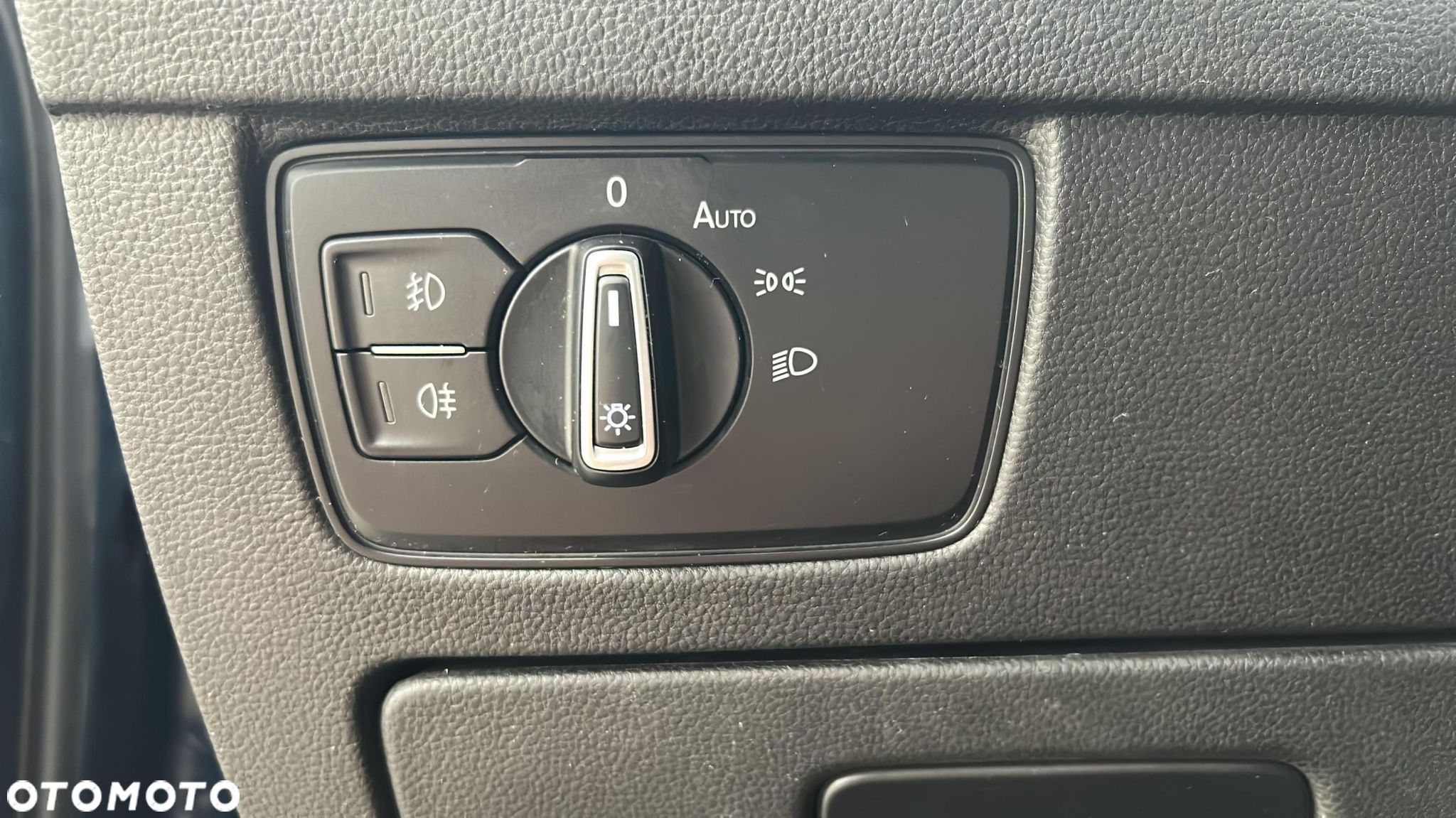 Volkswagen Passat - 26