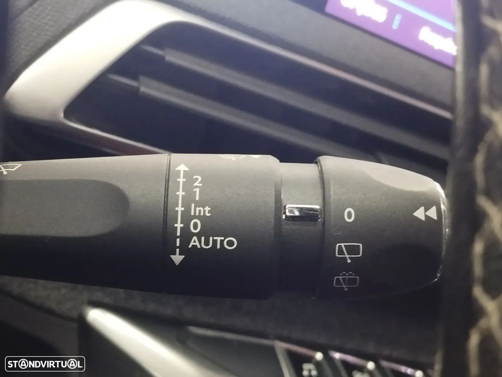 Peugeot 5008 1.5 BlueHDi Allure - 25