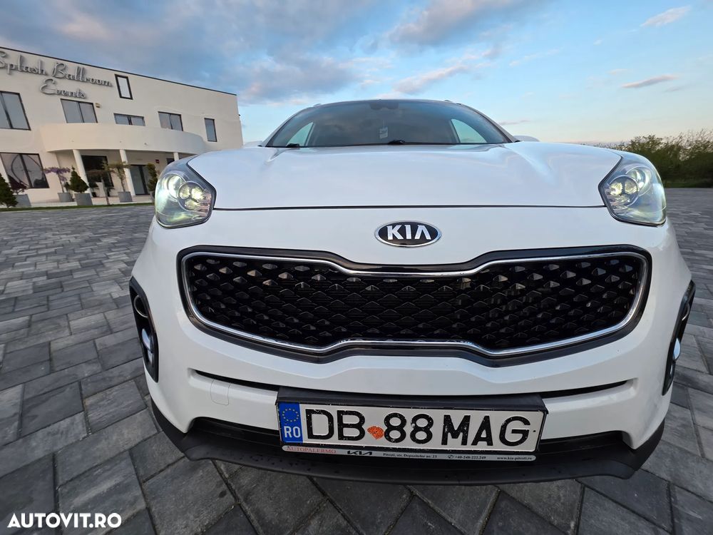 Kia Sportage 1.7 CRDI 2WD ISG Dream-Team Edition - 10