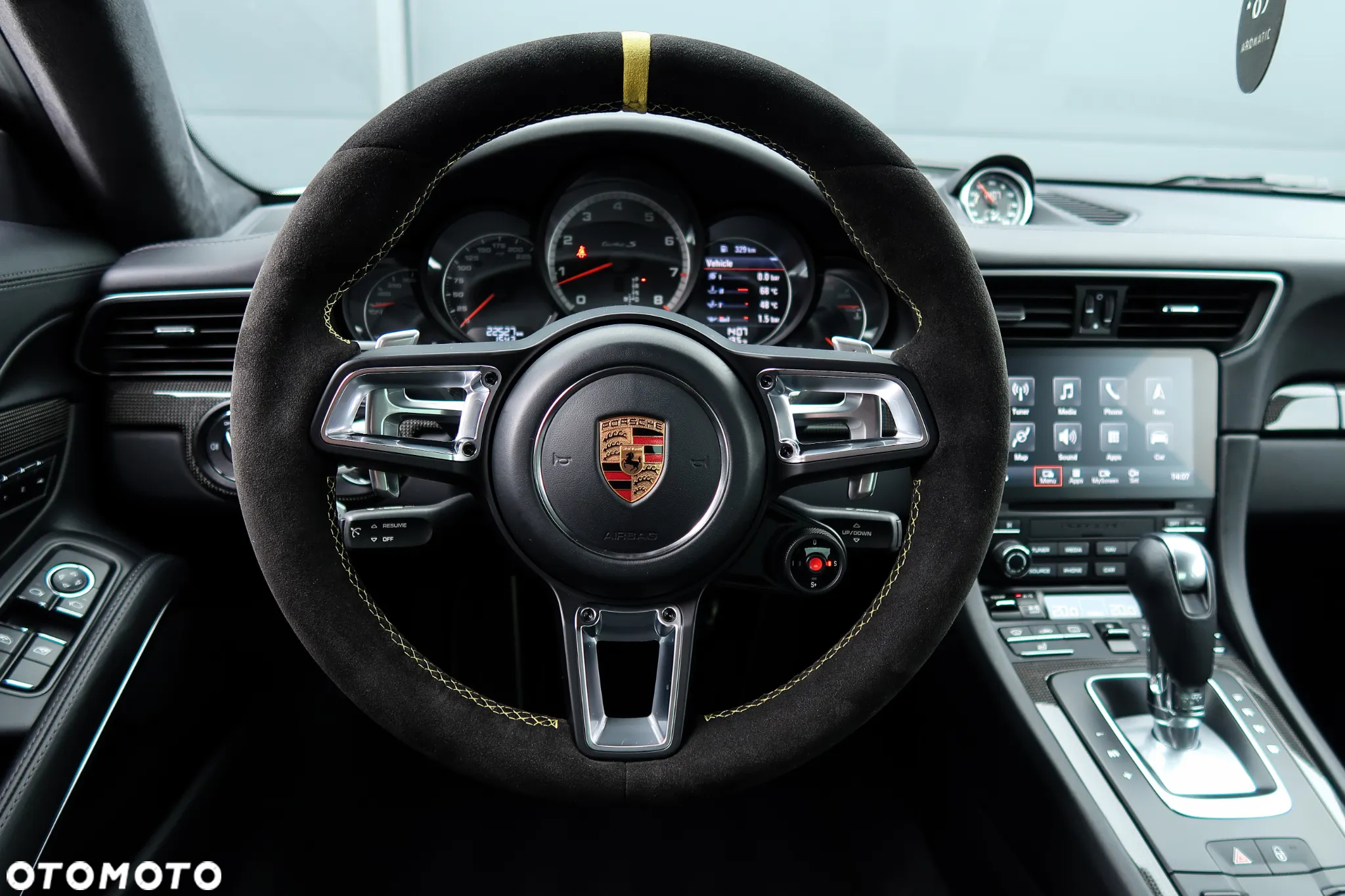 Porsche 911 Turbo S - 27