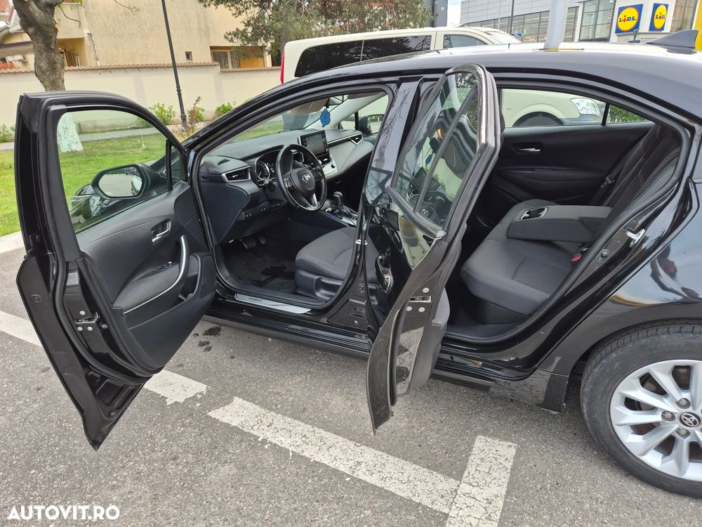 Toyota Corolla 1.8 Hybrid Comfort - 8