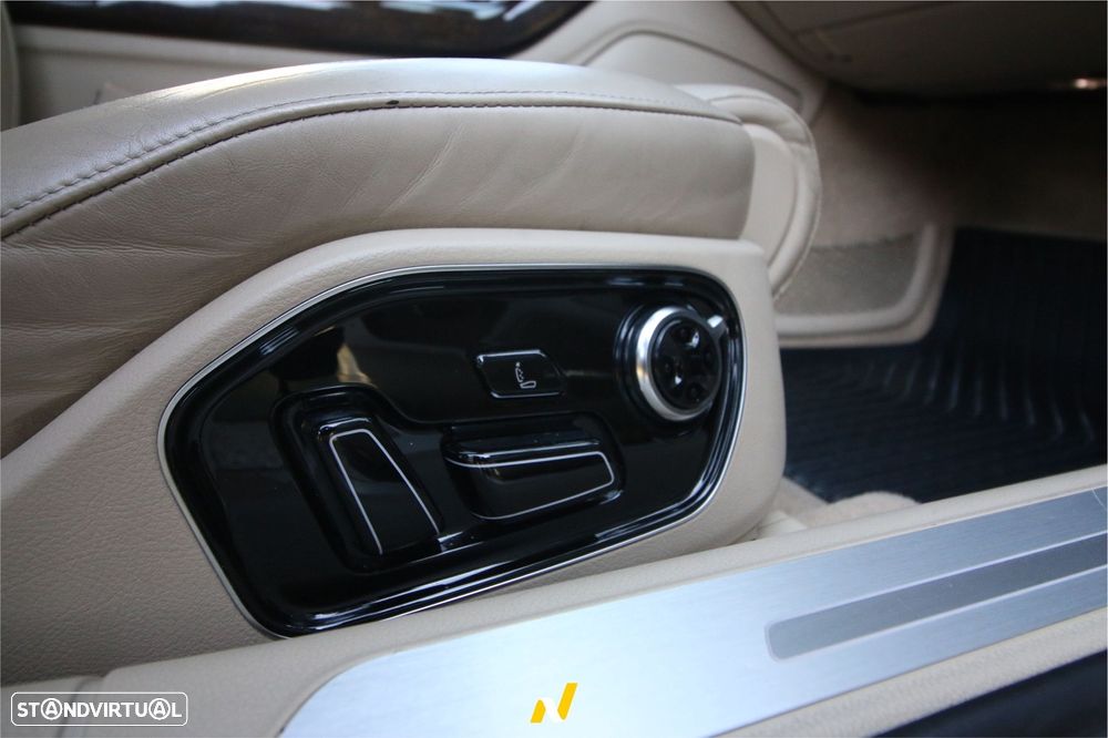 Audi A8 3.0 TDI V6 quattro Clean Diesel Exclusive - 32