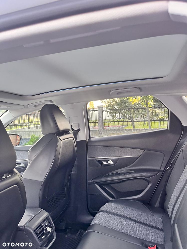 Peugeot 3008 1.2 PureTech GPF Allure S&S EAT8 - 9