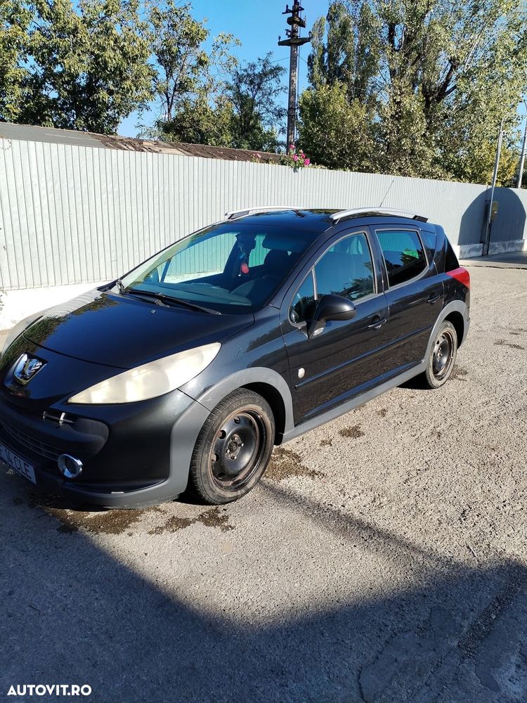 Peugeot 207 90 HDi FAP (Blue Lion) Sport - 2