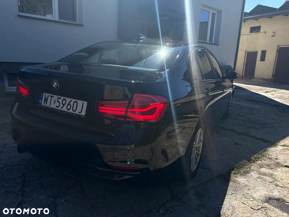 BMW Seria 3 318i - 6