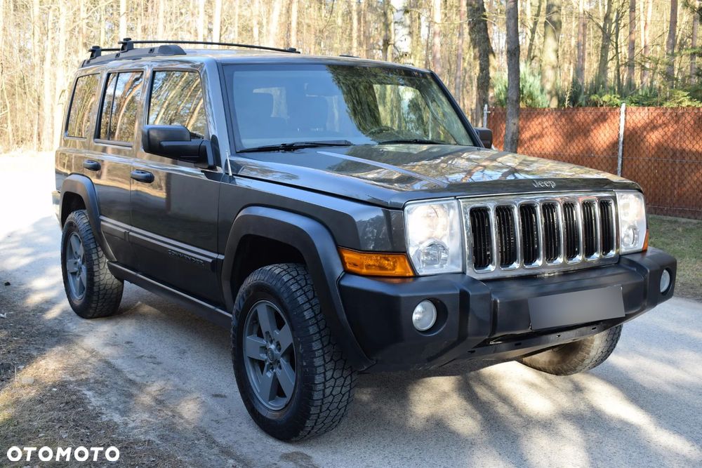 Jeep Commander 4.7 V8 - 10