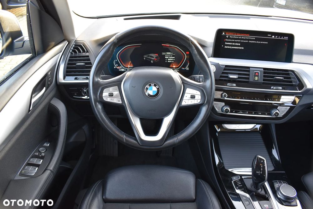 BMW X3 xDrive20i GPF Advantage - 23