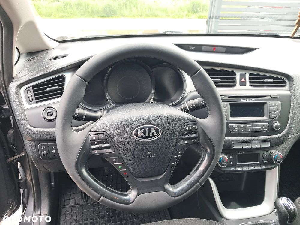 Kia Ceed 1.6 CRDi L - 31