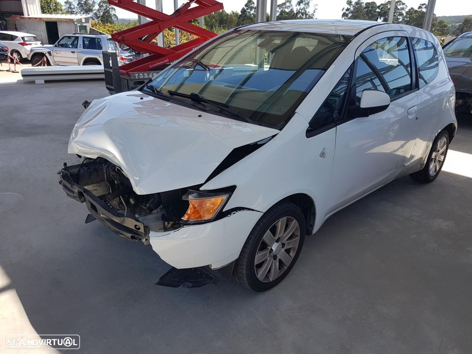 Mitsubishi Colt 2011 para peças - 2