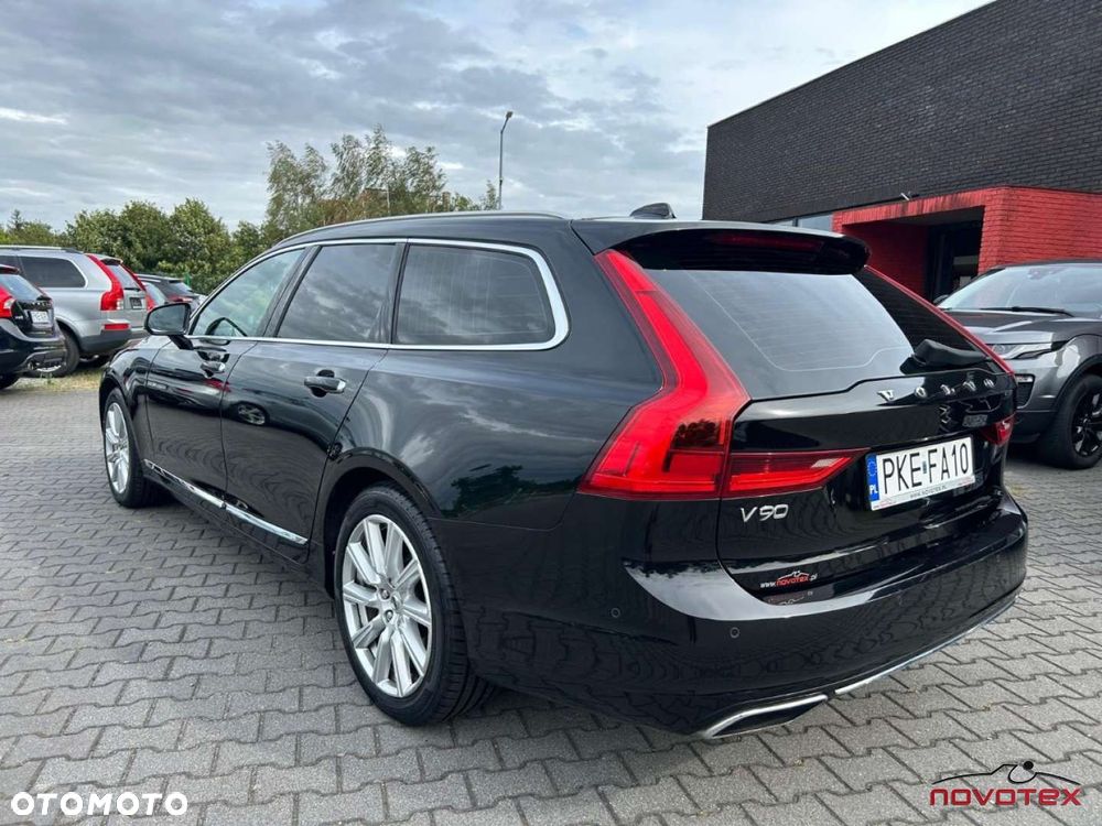 Volvo V90 D5 AWD Geartronic Inscription - 4