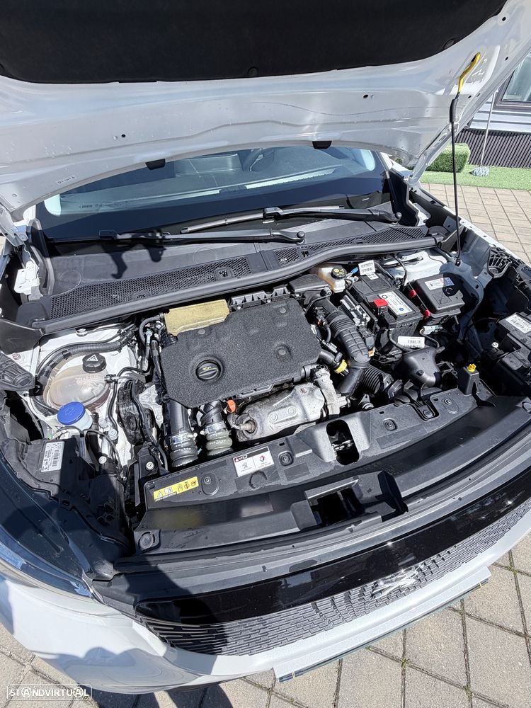 Peugeot 2008 BlueHDi 110 Allure - 27