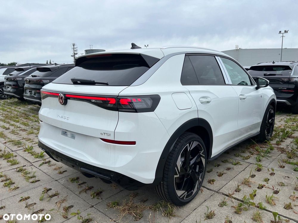 Volkswagen T-Roc 1.5 eTSI R-Line DSG - 4