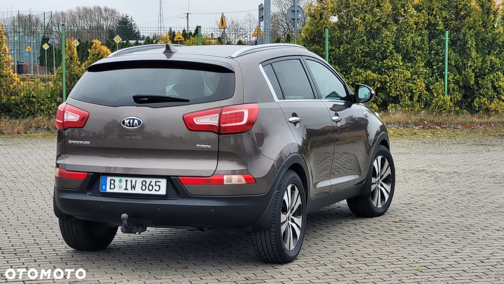 Kia Sportage 2.0 CRDI 184 4WD Automatik Spirit - 18