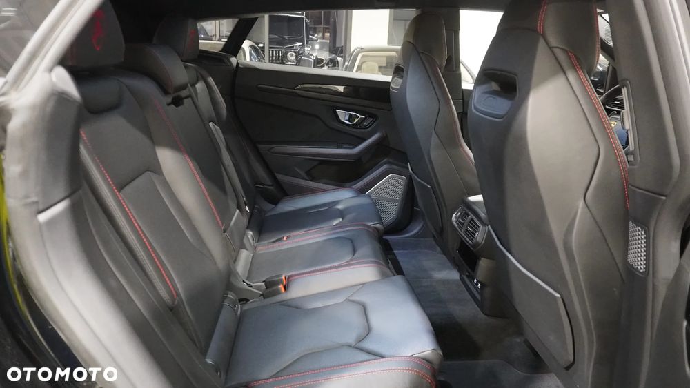 Lamborghini Urus - 11