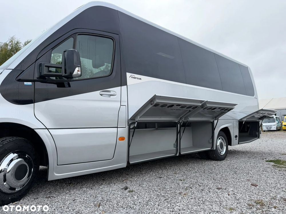 Mercedes-Benz Sprinter 519 - 18