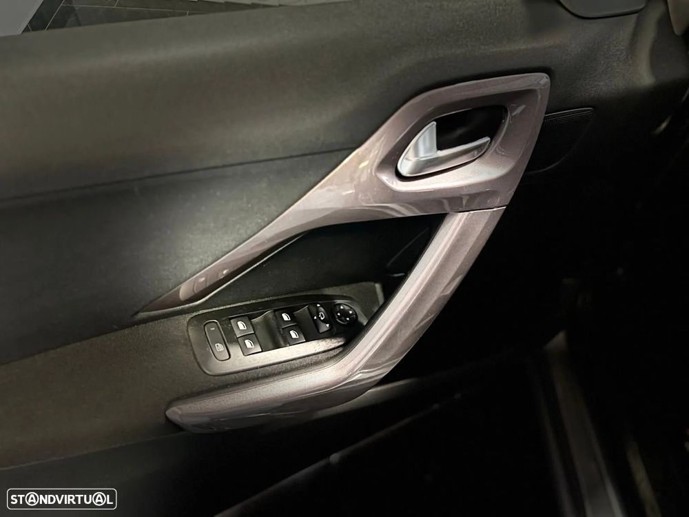 Peugeot 2008 1.4 HDi Active - 16