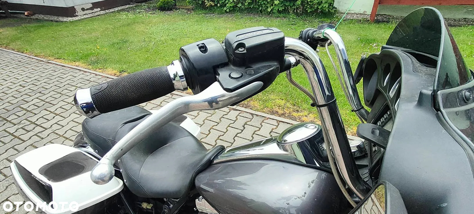 Harley-Davidson Touring Street Glide - 8