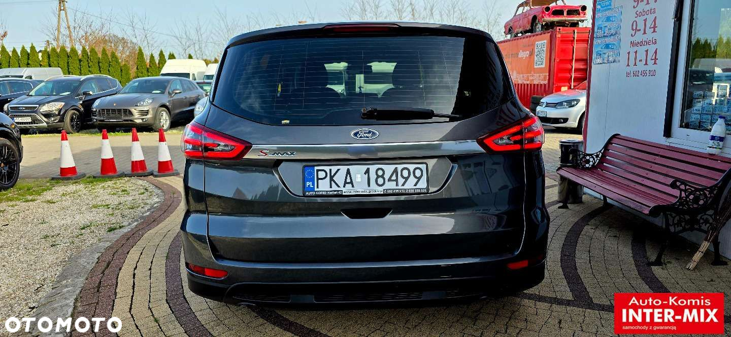 Ford S-Max - 10