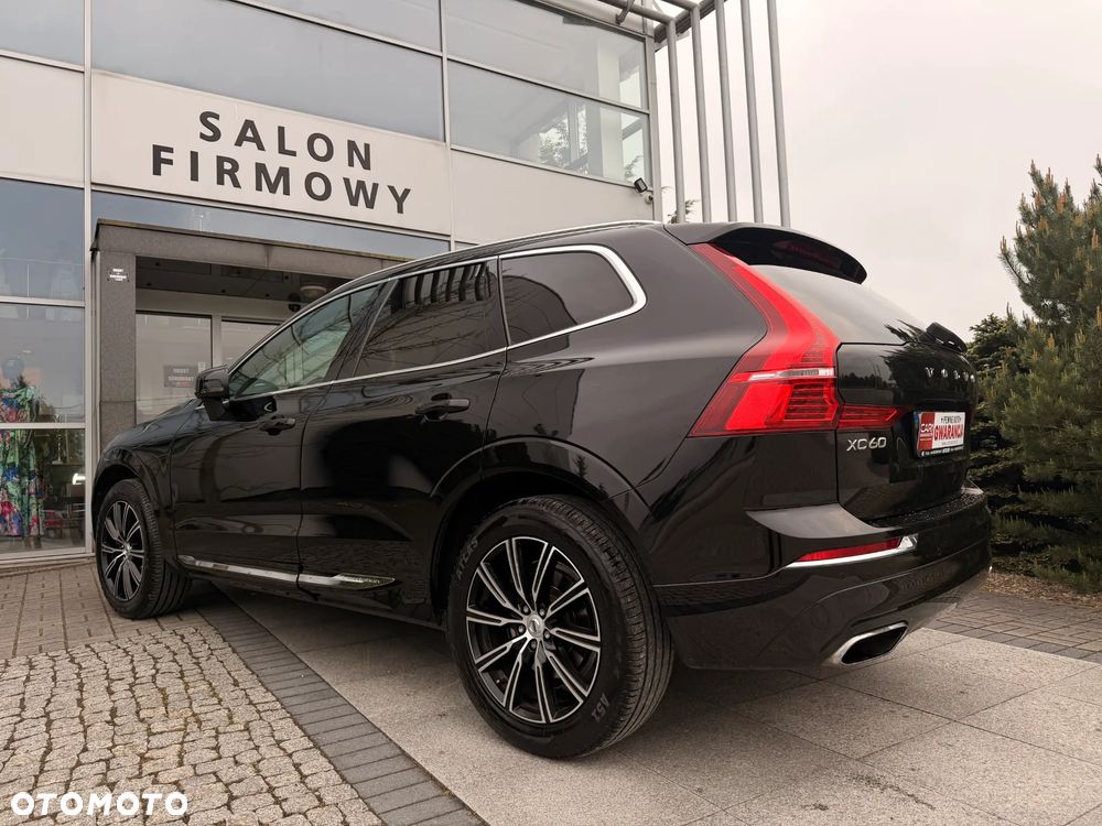 Volvo XC 60 D4 AWD Geartronic RDesign - 16