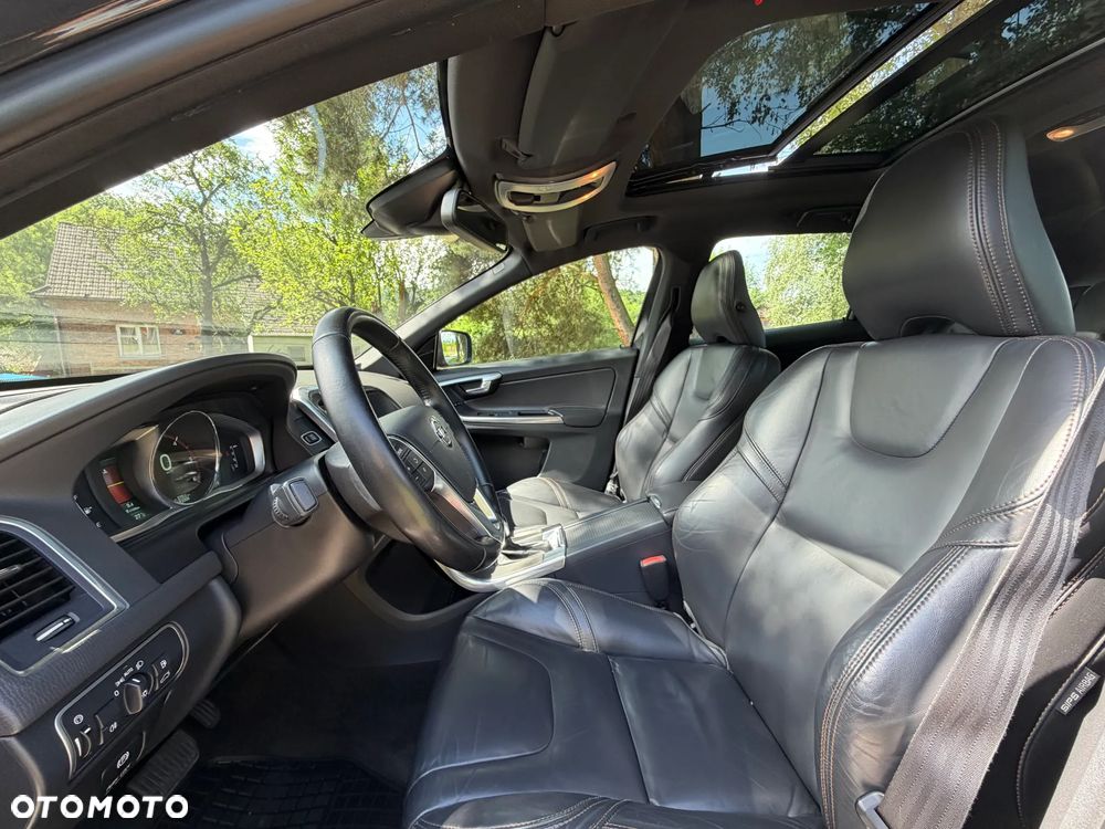Volvo XC 60 D4 AWD Summum - 16