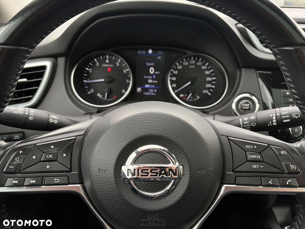 Nissan Qashqai 1.3 DIG-T N-Connecta DCT - 19