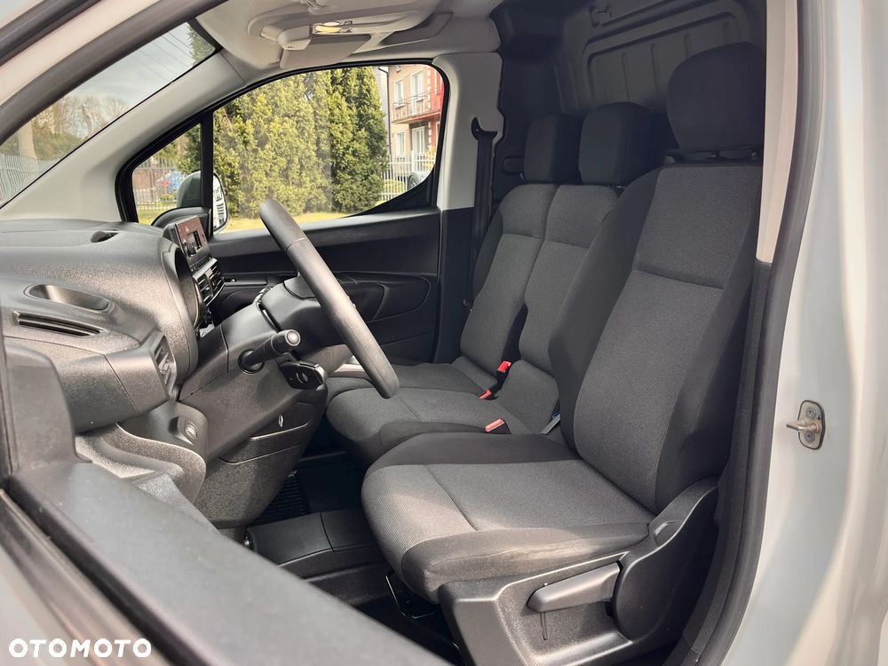 Citroën BERLINGO LONG / 3 OSOBY / SALON POLSKA / BEZWYPADKOWY / DOSTĘPNE 15 SZTUK - 11