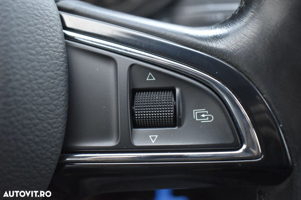 Skoda Octavia 1.6 TDI AMBITION DSG - 14