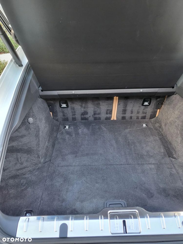 Porsche Panamera 4S - 23