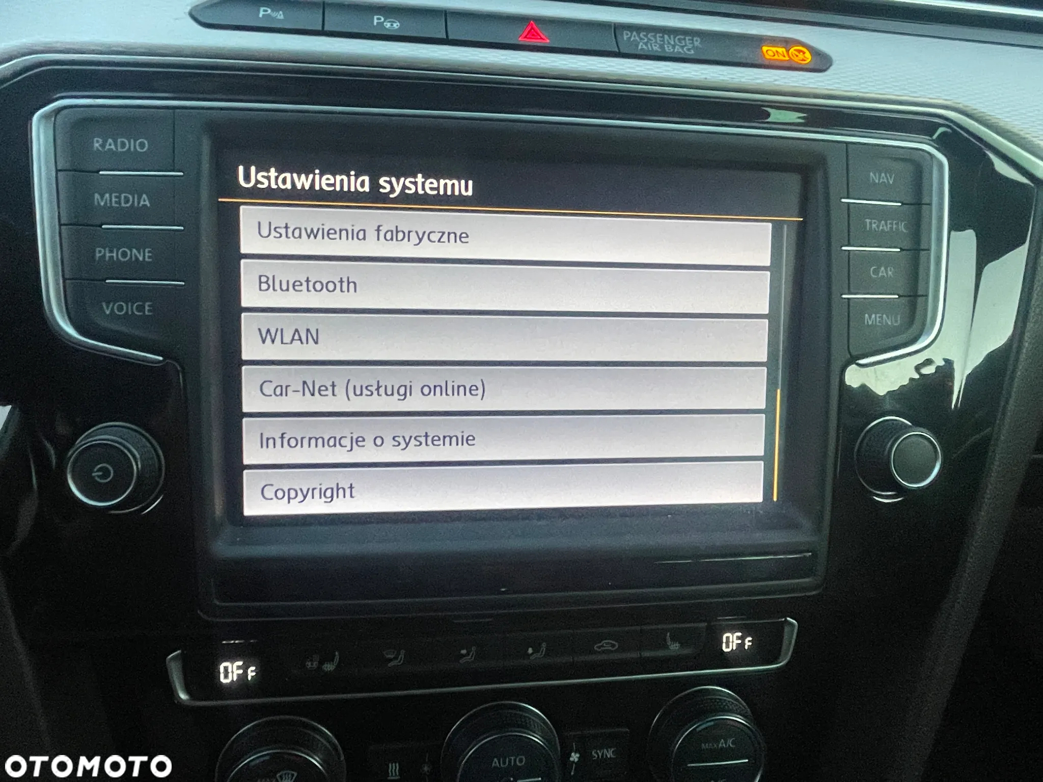 Volkswagen Passat Alltrack 2.0 TDI Bi-Turbo SCR 4Mot DSG - 18