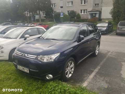 Mitsubishi Outlander 2012 photo 4