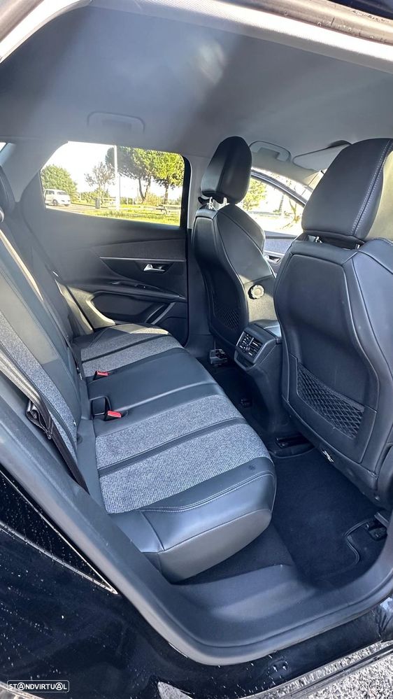 Peugeot 3008 1.5 BlueHDi Allure - 9
