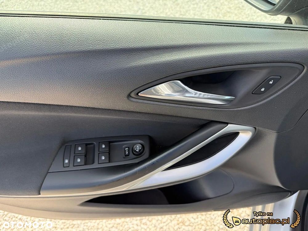 Opel Astra - 18