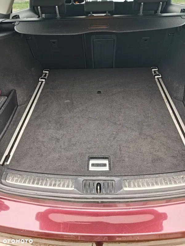 Toyota Avensis - 8
