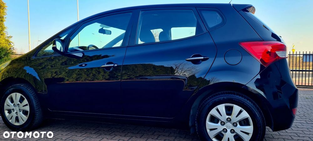 Hyundai ix20 1.4 blue Comfort - 12