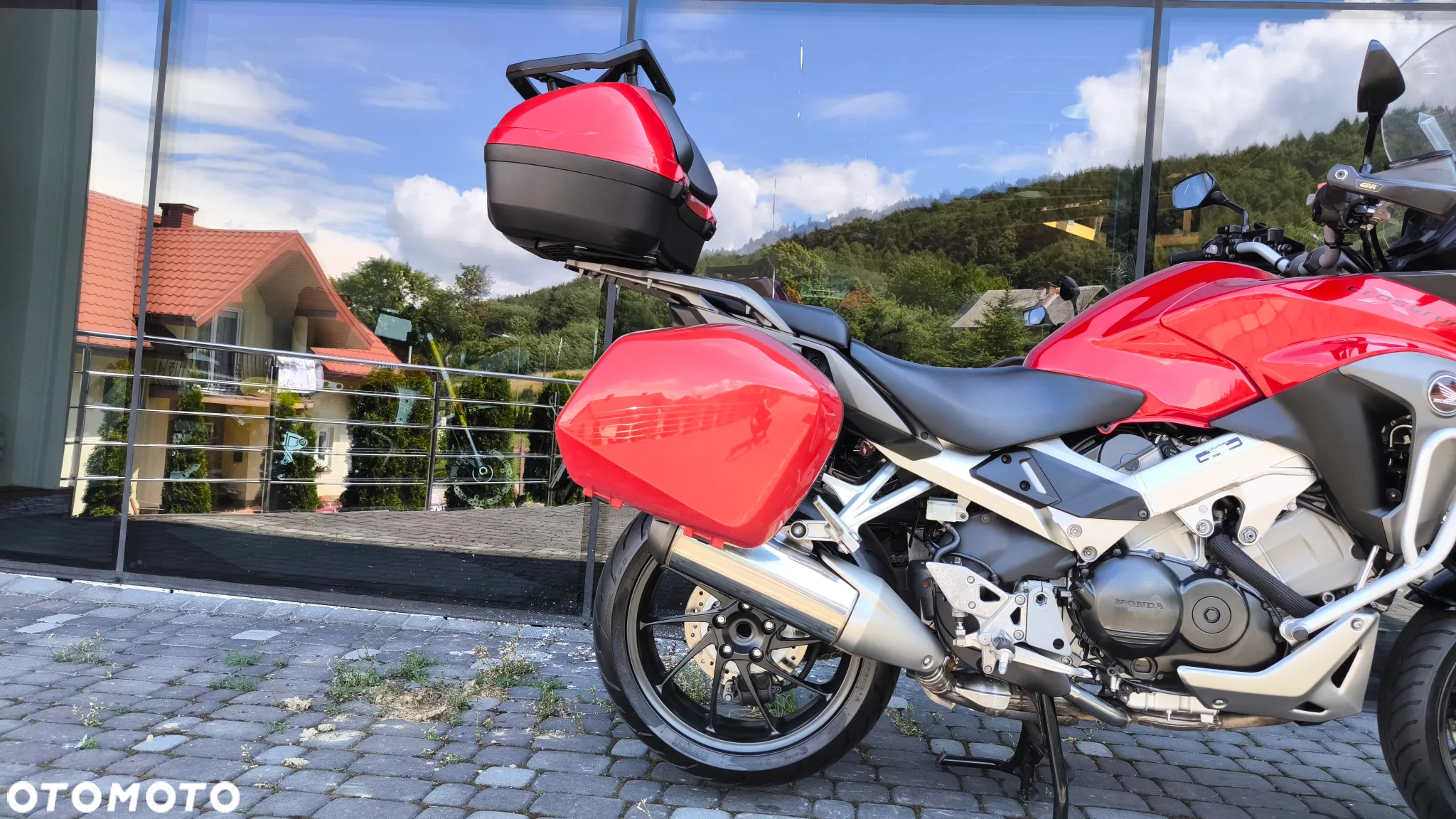 Honda VFR - 15