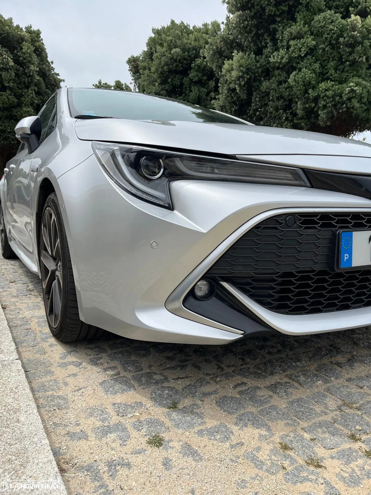 Toyota Corolla Touring Sports 2.0 Hybrid Luxury Black - 15