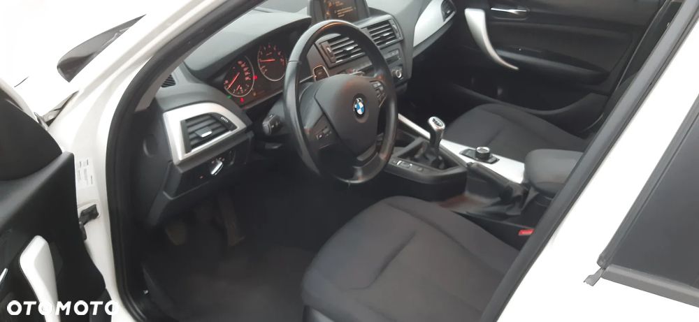 BMW Seria 1 116i Sport Line - 11