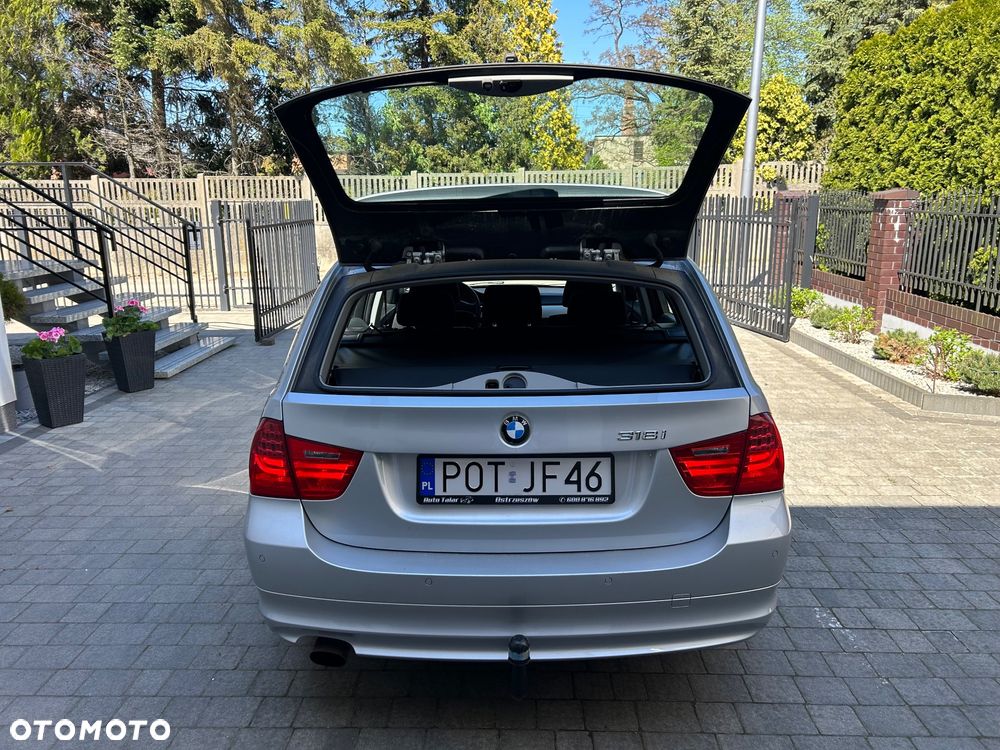 BMW Seria 3 318i Edition Exclusive - 10